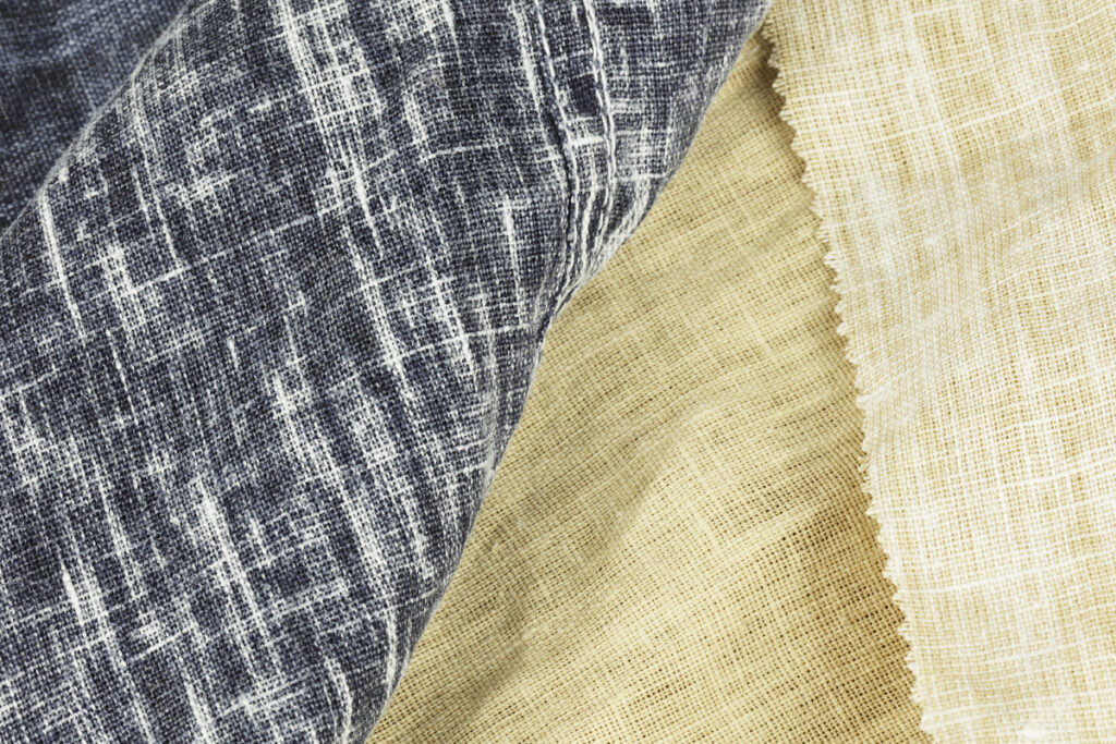 art. 02103/R04 GRAZIA NEW DELAVE' 100% LINO altezza 140/143 peso 145m2 220mtl