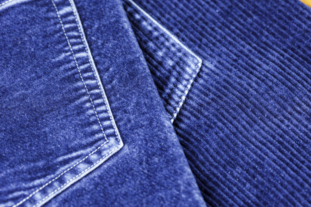 Velluto per abbigliamento indaco
