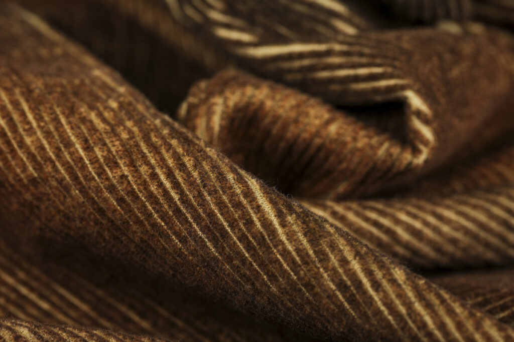 Velluto maltinto per abbigliamento